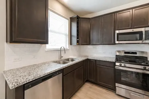 104 Laurel Oak Drive Huntsville TX 77320