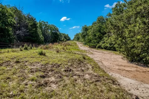 511 Lcr 793 Groesbeck TX 76642