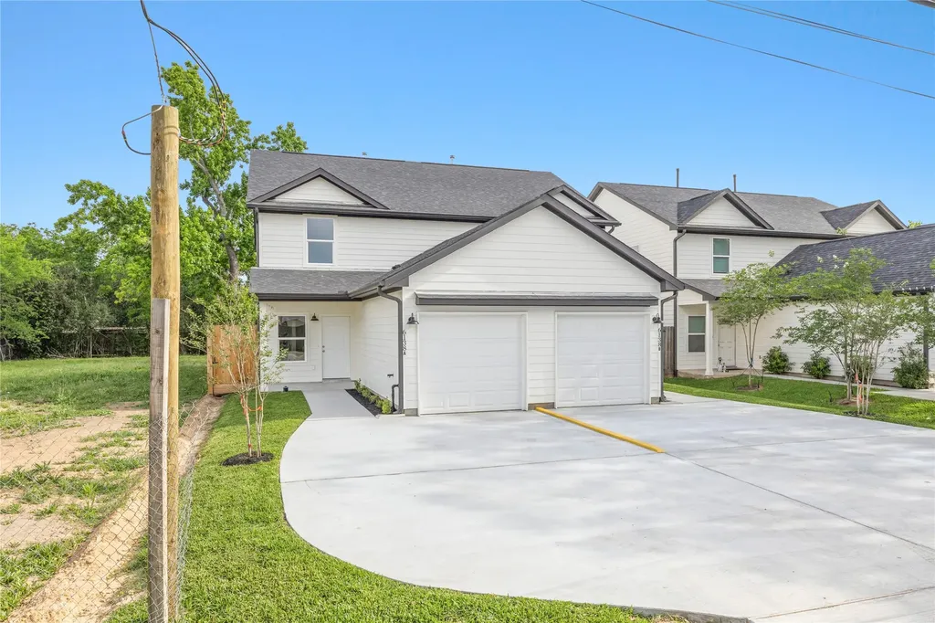 6138 Brookfield Drive A Houston TX 77085