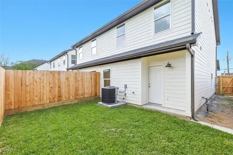6138 Brookfield Drive A Houston TX 77085