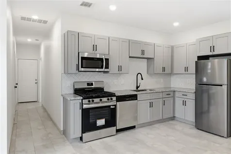 6138 Brookfield Drive A Houston TX 77085