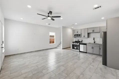 6138 Brookfield Drive A Houston TX 77085