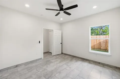 6138 Brookfield Drive A Houston TX 77085