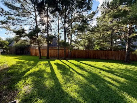 15 Twig Corner Creek Tomball TX 77375