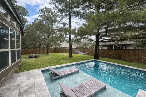 15 Twig Corner Creek Tomball TX 77375