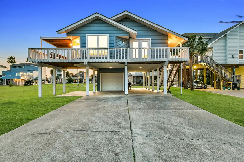 4123 Pelican Lane Galveston TX 77554