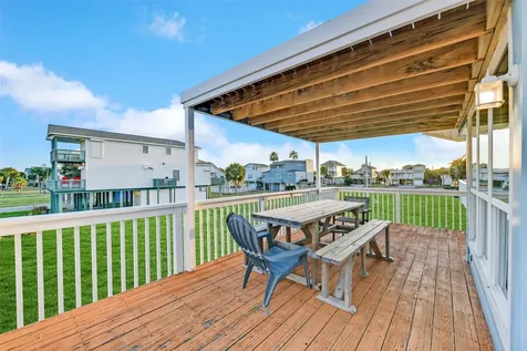 4123 Pelican Lane Galveston TX 77554