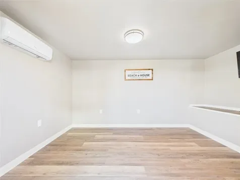 842 Main Street Crystal Beach TX 77650