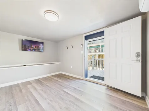 842 Main Street Crystal Beach TX 77650