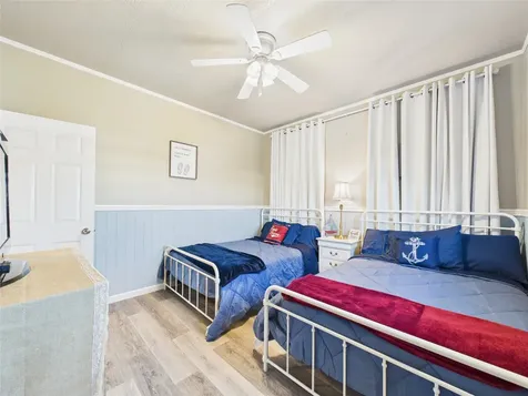 842 Main Street Crystal Beach TX 77650