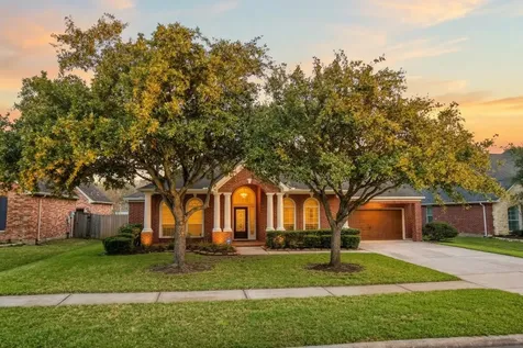 2227 Greenhaven Drive Sugar Land TX 77479