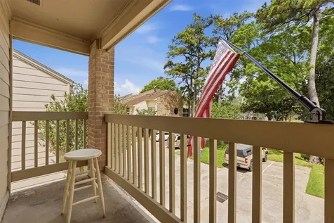 10125 Valley Forge Drive Houston TX 77042