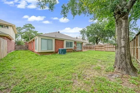 7722 Covington Drive Houston TX 77095