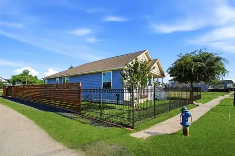 605 Dumble Street Houston TX 77023