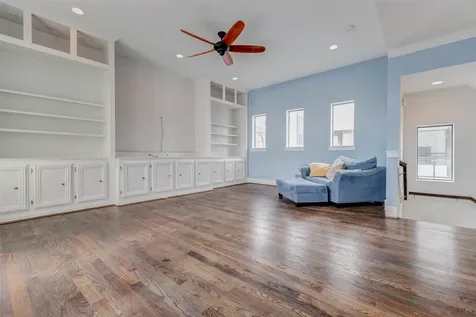 2913 Leeland Street Houston TX 77003