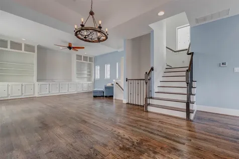 2913 Leeland Street Houston TX 77003