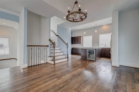 2913 Leeland Street Houston TX 77003