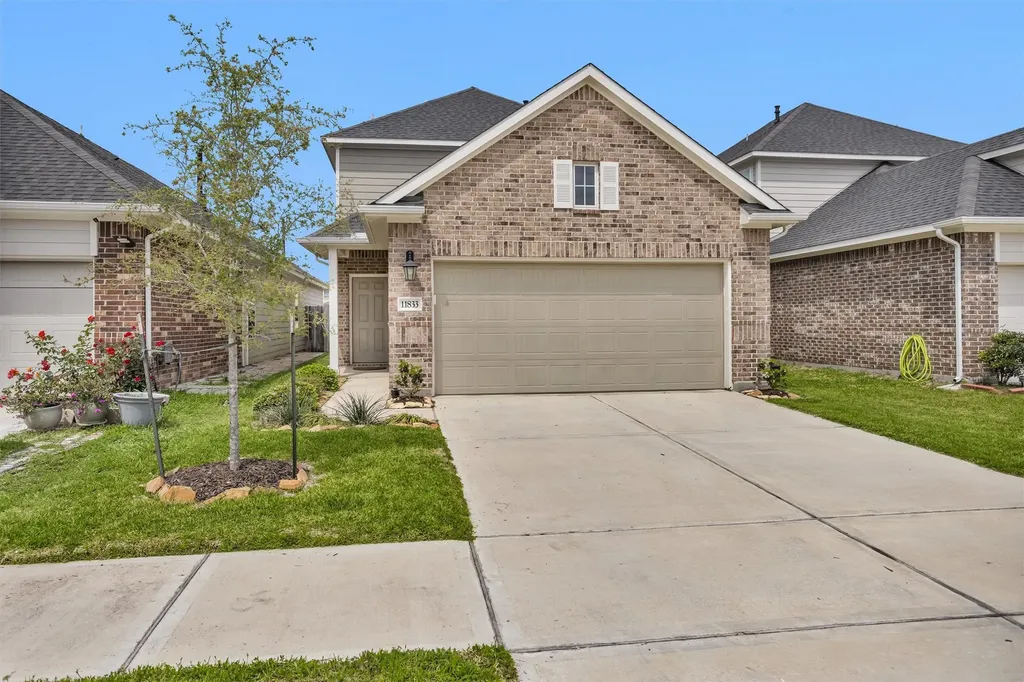 11833 Beachberry Drive Houston TX 77034