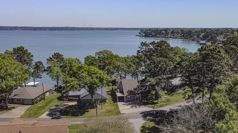 1436 Indian Hill Boulevard Livingston TX 77351