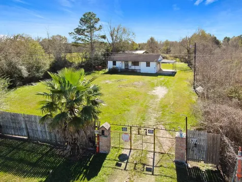 1954 Fm 160 Road N Liberty TX 77575