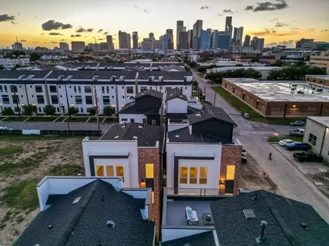 3008 Lamar Street Houston TX 77003