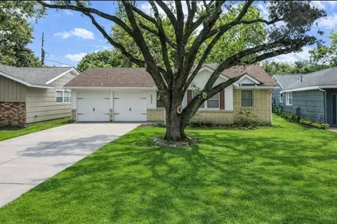6822 Neff Street Houston TX 77074