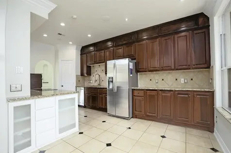 2043 Palm Forest Lane Houston TX 77077