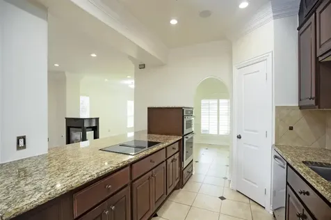 2043 Palm Forest Lane Houston TX 77077