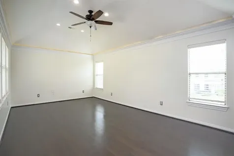 2043 Palm Forest Lane Houston TX 77077