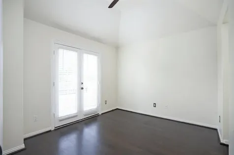 2043 Palm Forest Lane Houston TX 77077