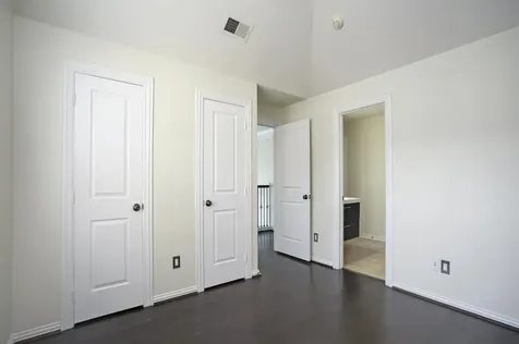 2043 Palm Forest Lane Houston TX 77077