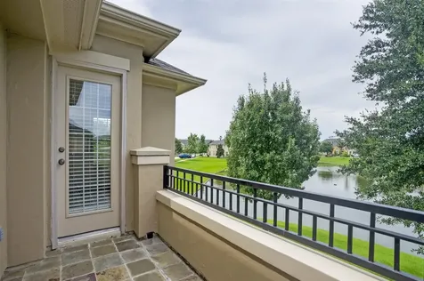 2043 Palm Forest Lane Houston TX 77077