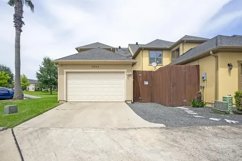 2043 Palm Forest Lane Houston TX 77077