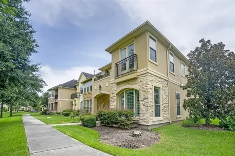 2043 Palm Forest Lane Houston TX 77077