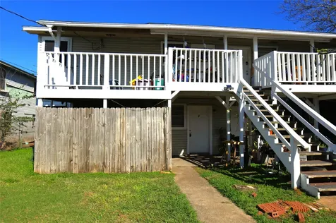 123 W 6th Street 2 Freeport TX 77541
