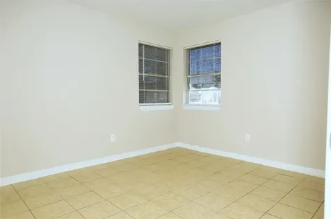 123 W 6th Street 2 Freeport TX 77541