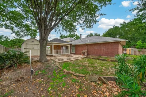 7803 Yellow Pine Drive Houston TX 77040