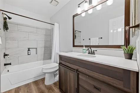 2302 Wigmaker Drive Katy TX 77493