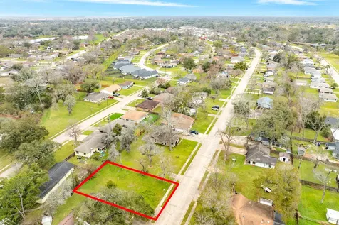 103 Huisache Street Lake Jackson TX 77566