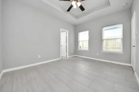 4011 Elmwood Street Houston TX 77051
