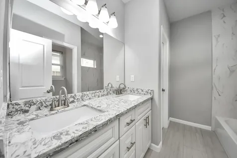 4011 Elmwood Street Houston TX 77051