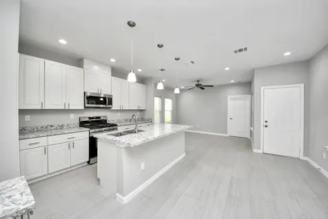 4011 Elmwood Street Houston TX 77051