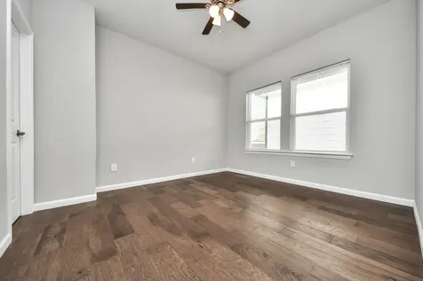 4011 Elmwood Street Houston TX 77051