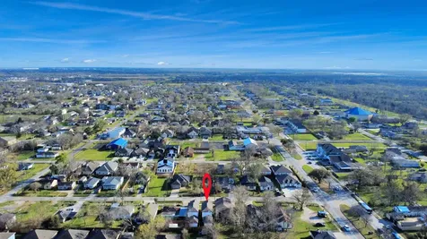 4011 Elmwood Street Houston TX 77051