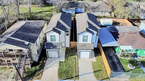 4011 Elmwood Street Houston TX 77051