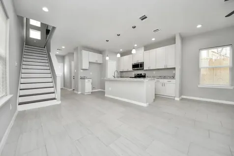 4011 Elmwood Street Houston TX 77051