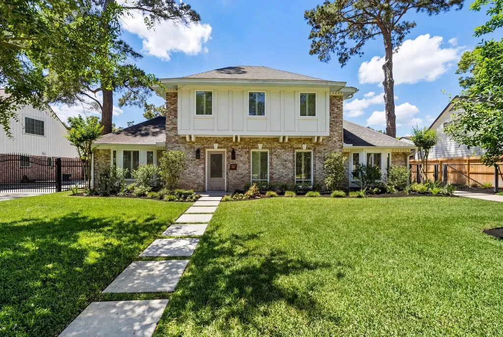 875 Glenchester Drive Houston TX 77079