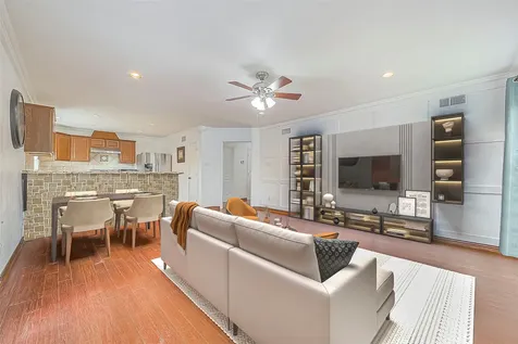 6703 Winton Street Houston TX 77021