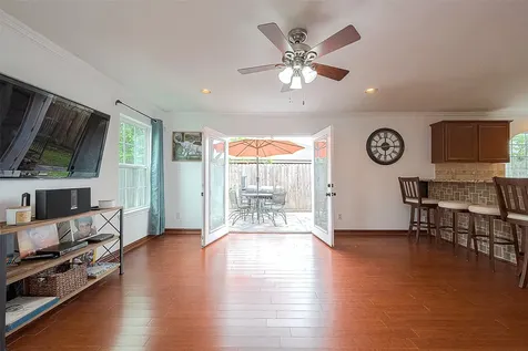 6703 Winton Street Houston TX 77021