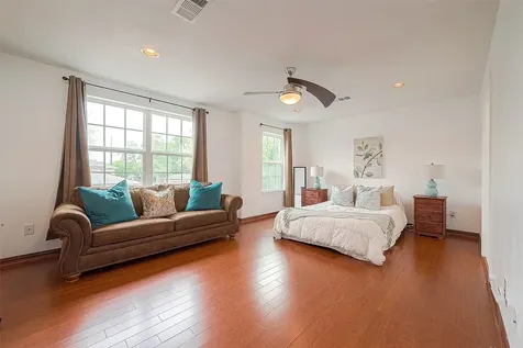6703 Winton Street Houston TX 77021